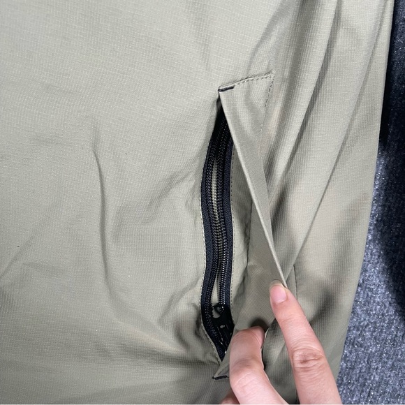 Eddie Bauer Men’s Medium Green/ Tan Fleece Lined Jacket Active Hiking Gorpcore - Picture 9 of 16